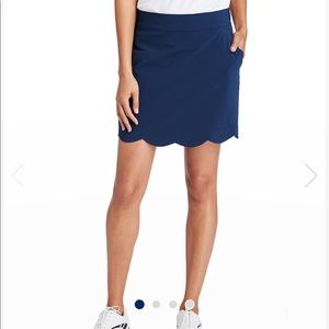 Vineyard Vines performance skirt